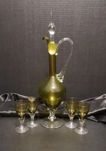 Vintage Empoli Italian Verde Glass 17" Decanter w/Stopper & 4 Cordial Glasses - Picture 1 of 7