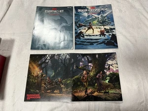D&D ESSENTIALS KIT REGELBUCH + DRAGON OF ICESPIRE PEAK ADVENTURE + KAMPAGNE - Bild 1 von 9