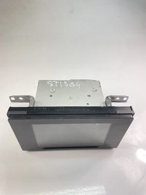 TOYOTA AURIS E18 Musik-Player mit GPS 86140-02360 28434845 - Bild 1 von 4