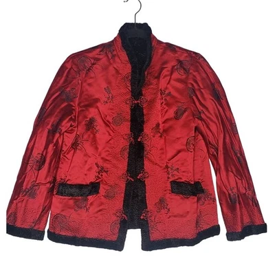 Винтажный красный атлас вышитый азиатский Cheongsam черный кудрявый ягненок короткое пальто маленький - Изображение 1 из 4