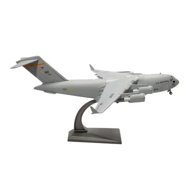 1:200 US C-17 Globemaster III Transport Aircraft Model Static Military Ornaments - Image 1 of 4