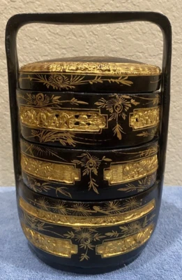 Antigua cesta de boda china Peranakan lacada negra de tres niveles Foto 1 de 4