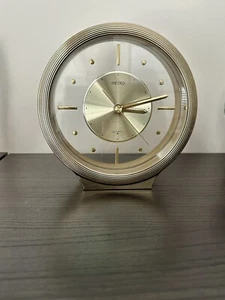 Seiko Japan Messing QZ385G Schreibtischplatte - goldfarben - Bild 1 von 6