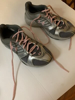 Under Armour Cleats Girl Youth Size Y 2.5 Gray & Pink Softball Cleats Size Y 2.5 - Image 1 of 4