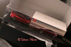 Tesla 1 43