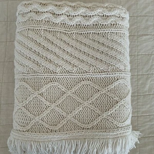 POTTERY BARN Zopfmuster ÜBERWURF 50 x 60" ~ elfenbeinfarbene Fransen - Bild 1 von 9