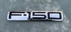 2004-2008  FORD F-150 REAR TAILGATE LID EMBLEM OEM  - Picture 1 of 9