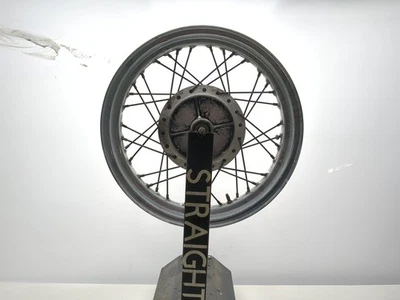 Llanta trasera recta 99-10 Suzuki GZ250 15x3,00 Foto 1 de 4