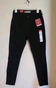 Levi Strauss Signature Black High Rise Skinny Jeans NWT - Picture 1 of 5