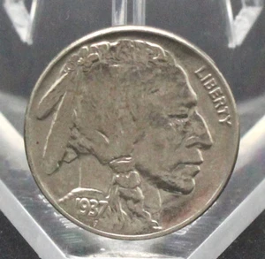 BLAZING 1937 BRILLIANT UNCIRCULATED BUFFALO NICKEL - Bild 1 von 2