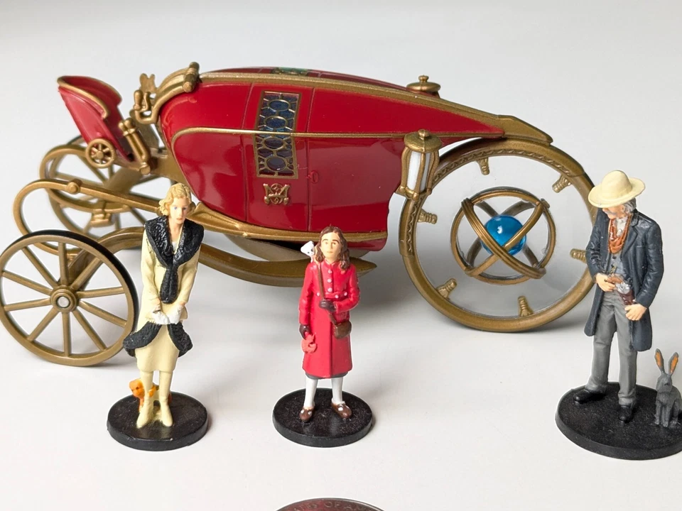 Corgi The Golden Compass Magisterium Die-Cast Carriage with 3 Characters - Image 1 of 4
