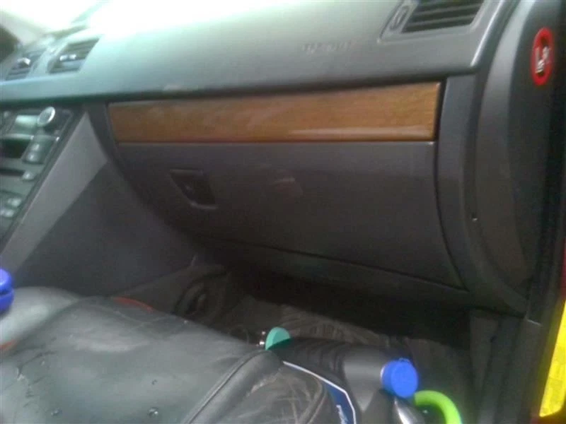 Guantera puerta compartimento almacenamiento XC90 2008 1555033 Foto 1 de 4