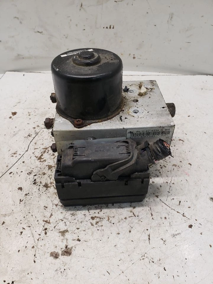 Bomba de pieza de freno antibloqueo diferencial de deslizamiento limitado compatible con 04-09 TITAN 1401502 Foto 1 de 4