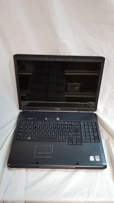 Dell vostro 1700 17" Laptop Intel Core 2 Duo 4GB 2x 80GB, NO OS - Image 1 of 4