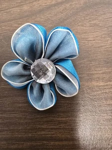 2" Torquoise Cloth Flower Pin - Picture 1 of 3