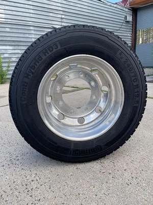 245/70R19.5   Continental Hybrid HD3  Tire - Image 1 of 4