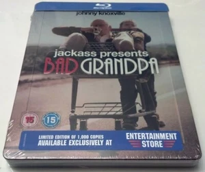 Jackass Presents: Bad Grandpa Embossed STEELBOOK Entertainment Store (Bluray UK) - Bild 1 von 11