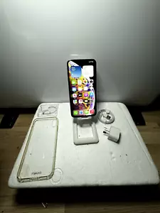 iPhone XS Max 64 GB Silver - Excellent Batt (100%) - Picture 1 of 10