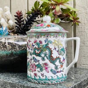Signed Chinese Hand Painted Multi Color Dragon Floral Jar with Handle & Lid Rare - Picture 1 of 9