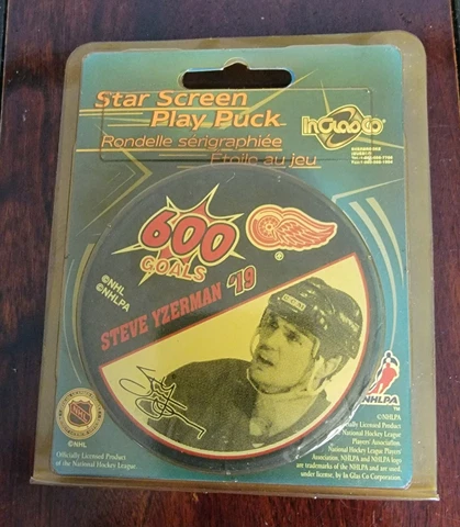 Vintage Steve Yzerman Detroit Red Wings 600 Goals Commemorative Puck Sealed Cover
