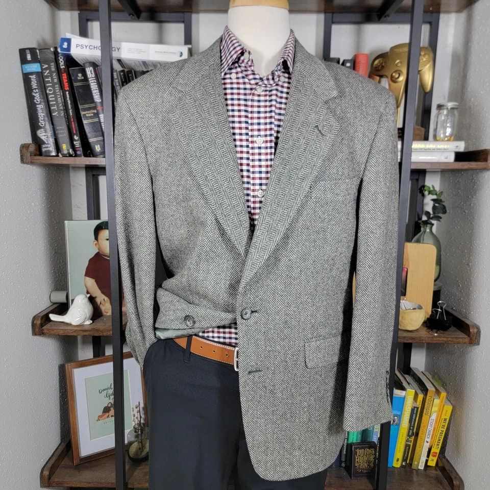 John Alexander Hartmarx Men's Tweed Sport Coat Blazer Two Button Herringbone 42R - Image 1 of 4
