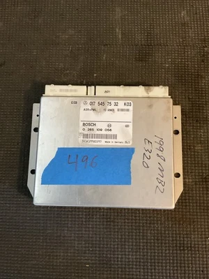 1998 梅赛德斯奔驰 E320 ABS 控制模块  — 第 1/3 张图片