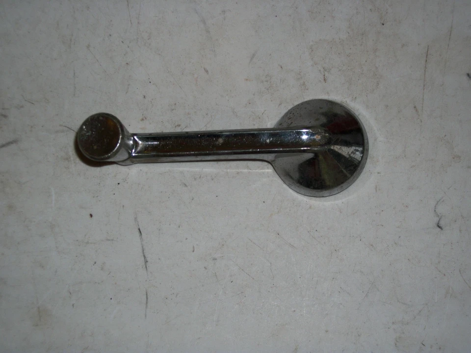 车窗曲柄原始设备制造商普利茅斯道奇 55-62 — 第 1/4 张图片