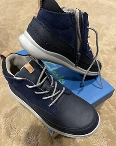 Clarks boys Shoes new Size 12 W - Picture 1 of 2
