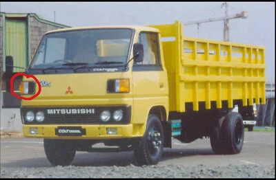 MITSUBISHI FUSO CANTER FE110 FE111 FE211 FRONT INDICATOR LAMP LENS RH NEW Foto 1 de 4