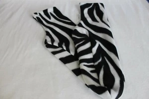 Women's  Polar Fleece Socks Slippers Choose Size Zebra - Picture 1 of 3