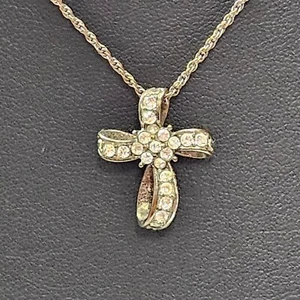 Avon Necklace Rhinestone Cross Pendant Silver Tone Ribbon Style Modernist - Picture 1 of 5