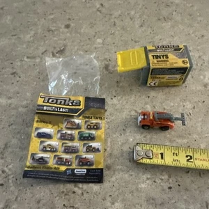 2016 Tonka Tinys by Sunrise Series 2 Orange Tow Truck W/ - Stackable Garage HTF - Picture 1 of 14