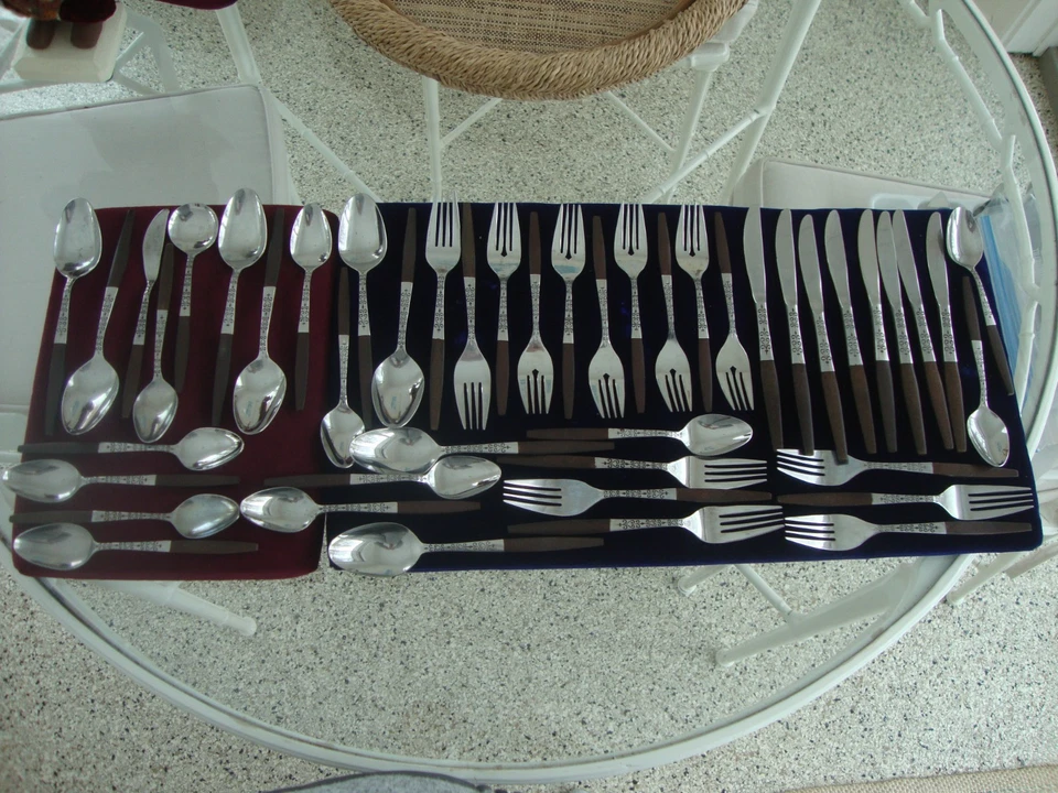 Madera sintética Mid Century Interpur inoxidable INR2 54 piezas Foto 1 de 1