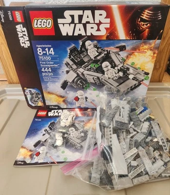 LEGO Star Wars: First Order Snowspeeder (75100) Set, Figuras, Manual y Caja Foto 1 de 4