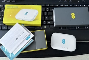 EE Mini Halo Hub Mobile WiFi EE71 2020 Pay As You Go 4G Dongle Hotspot Wireless - Picture 1 of 6