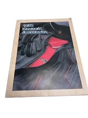 Catálogo de motocicletas Kawasaki 1985 vintage y más accesorios Foto 1 de 4