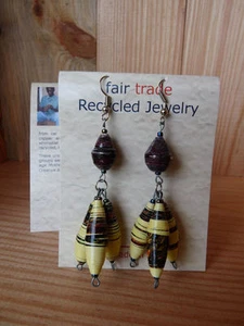 Afrikanischer Schmuck Recyclingpapier Ohrringe mit drei Perlen Kenia Fair Trade braun - Bild 1 von 1
