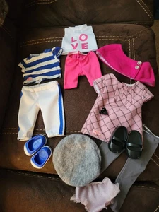Our Generation 18 Zoll Puppen Outfits Schuhe 13 Teile - Bild 1 von 3