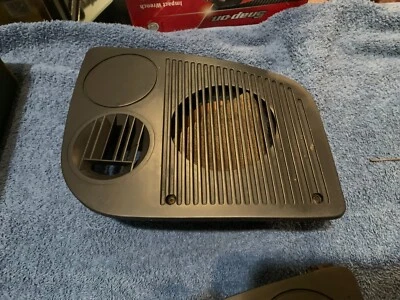 Classic SAAB 900 Dashboard Right Speaker Cover 4168779  F - Image 1 of 3