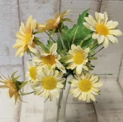 Margeriten-Pick gelb 9Blüten 23cm künstlich - Bild 1 von 2