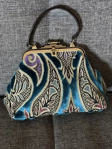Vintage Maxximum Elegant Purple Blue Velvet Purse With Genuine Leather Handle - Picture 1 of 15
