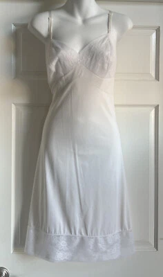 De Colección Vanity Fair Deslizamiento Completo Blanco Transparente Floral Encaje Busto y Dobladillo Nylon Antrón 36 Foto 1 de 4