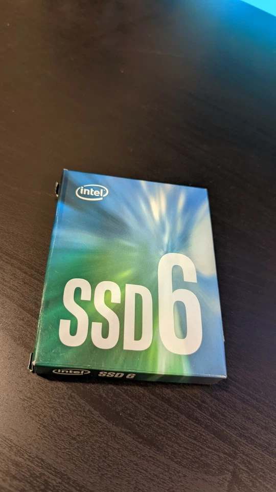 Intel  600p SSDPEKKF256G7L 256 GB NVMe 80mm SSD - Image 1 of 1