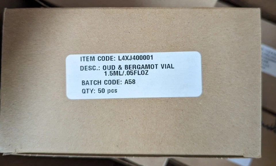 lote de 50x frasco de amostra de colônia Jo Malone London Oud&Bergamota spray 0,05 oz/1,5 ml - Imagem 1 de 2