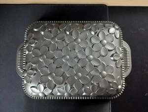 Nordic Ware Daisy Cake Pan 3D baking Cast Aluminum 11 x 9 NEW - Picture 1 of 3