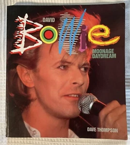 David Bowie: Moonage Daydream by Dave Thompson Paperback Book  - Bild 1 von 9
