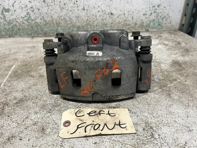 Chevrolet Tahoe 2018 conductor lado izquierdo pinza de freno delantera OEM con soporte Foto 1 de 4