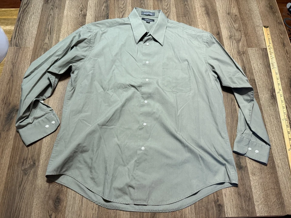 Croft & Barrow Shirt Men's Large, 16.5-17, 34/35 Green Long Sleeve Button Up - Image 1 of 4