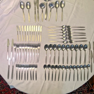 Servicio de cubiertos Amefa Tulip Time acero inoxidable Holanda para 8 + lote de servicio 81 piezas Foto 1 de 4