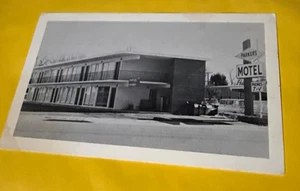 FL, Live Oak, Florida, Parker's Motel, Exterior View, National Press Pub - Picture 1 of 2
